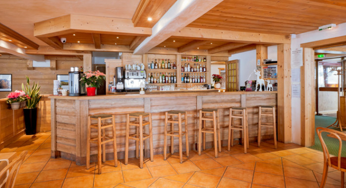 Hotel les Flocons, Courchevel 1550 ski chalet, image 4